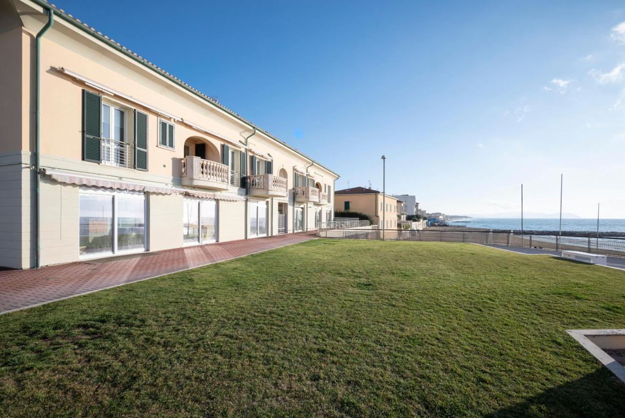 Suite Vista Mare San Vincenzo Exteriör bild